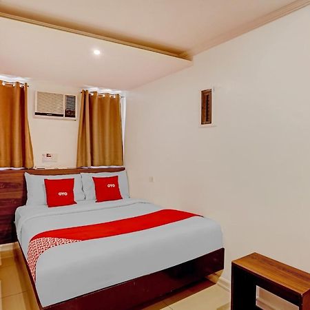 Super Oyo Capital O 232 Nest Nano Suites Fort Makati City Екстериор снимка