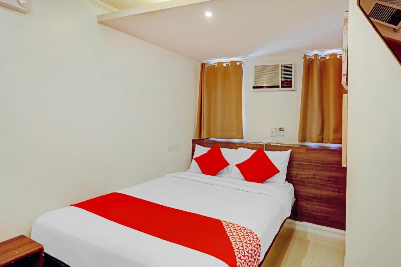 Super Oyo Capital O 232 Nest Nano Suites Fort Makati City Екстериор снимка